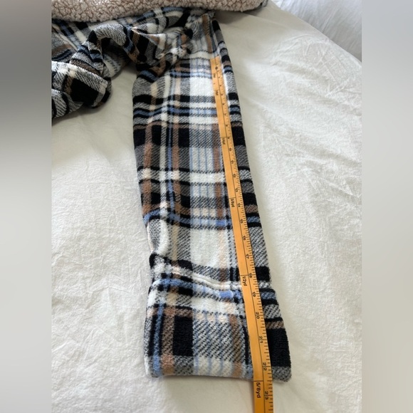 Vera Bradley Plush Fleece Plaid Belted Hooded Robe L/XL. - Picture 4 of 8